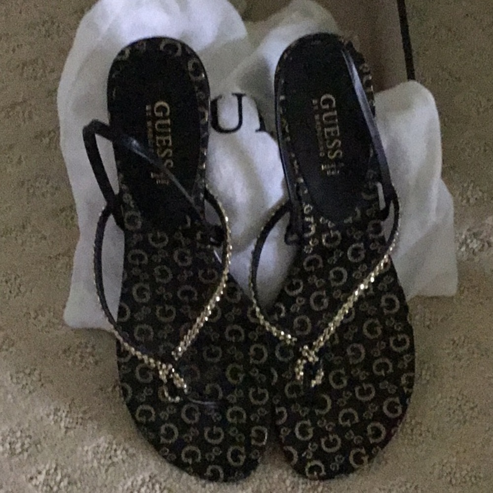 GUESS size 8 shoes Designer Marciano made in Italy